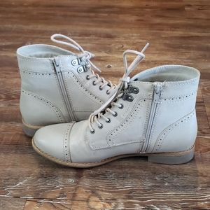 white mountain tate ankle boots